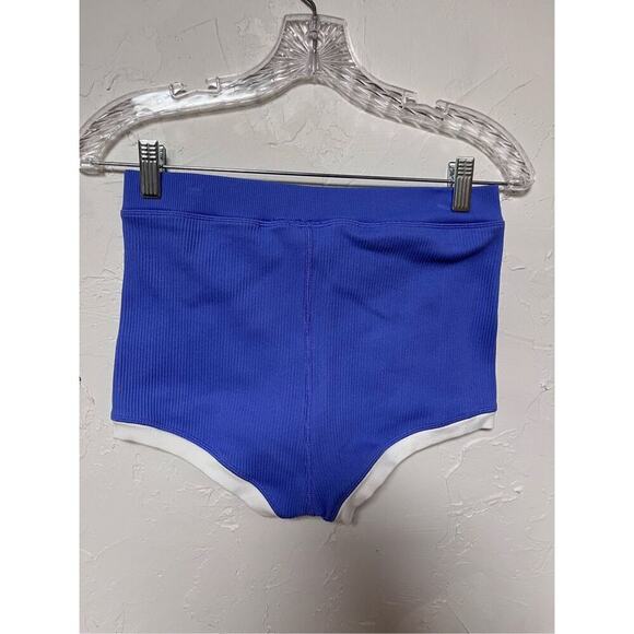 Aerie Offline Blue/White Short‎ Shorts - Picture 3 of 3